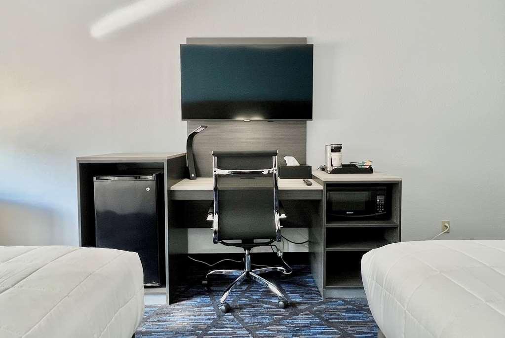 Americinn By Wyndham Quincy Room photo